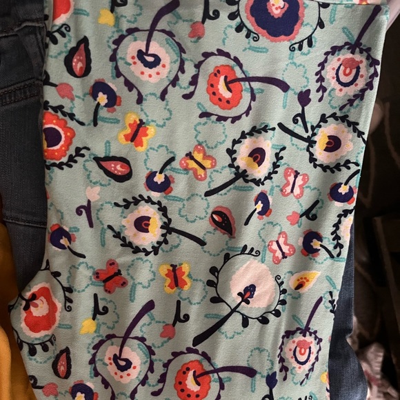3 for $15🦋 Lularoe tC GUCfloral/butterfly mint blue - Picture 1 of 3